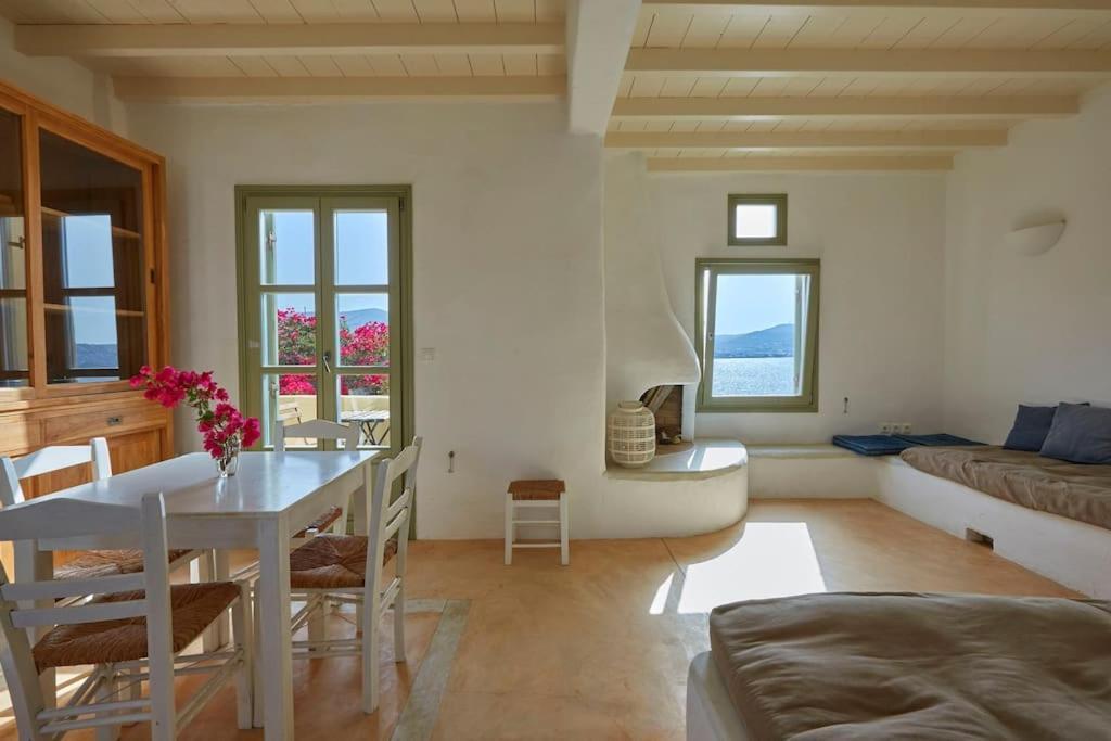 Ochre Dream, Beach Front & Sunset Villa Naousa Exterior foto